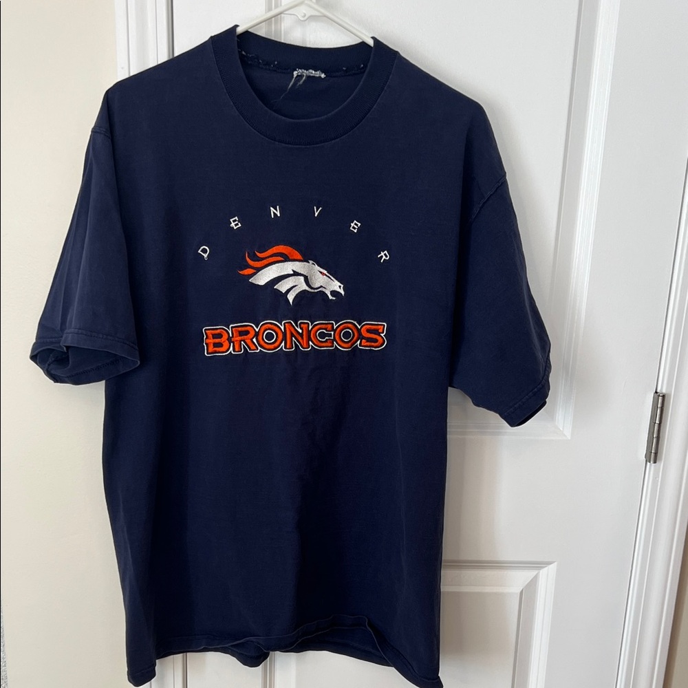 Embroidered Denver Broncos Navy T-Shirt
